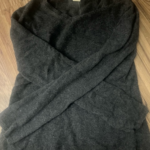 Sweaters - 100% Cashmere Women's Charcoal Sweater